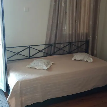 Xenodoxeio Patrai Lefkada City