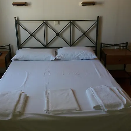 Xenodoxeio Patrai Lefkada City