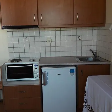 Aparthotel Xenodoxeio Patrai *